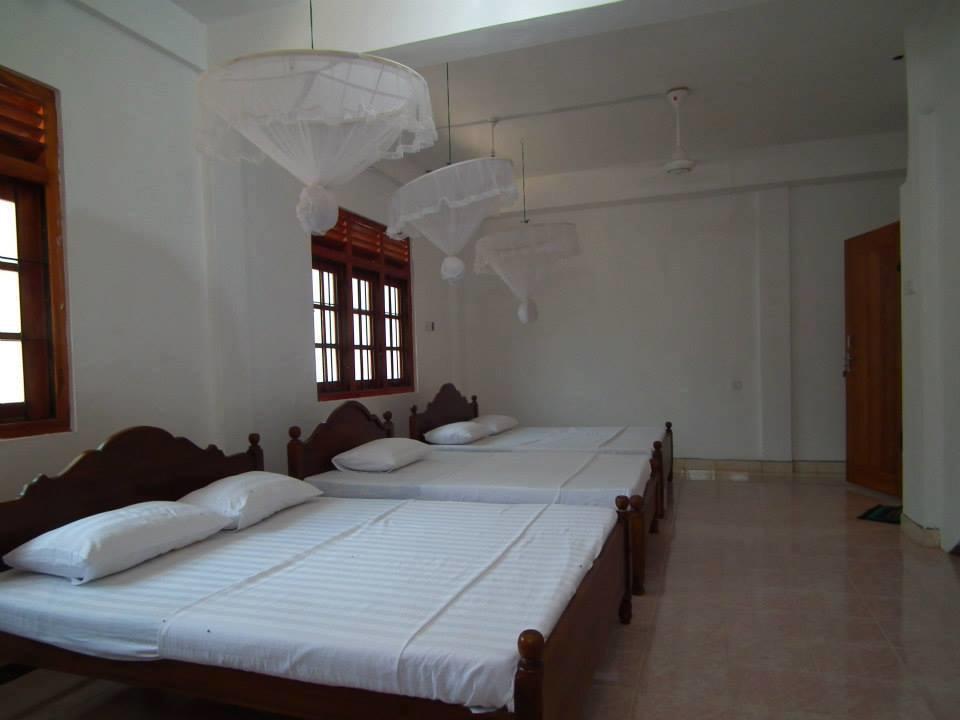 Rathnamali Pilgrims Rest Anuradhapura Exterior photo